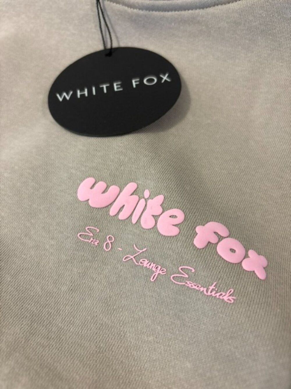 White Fox Era 8 Oversized Hoodie - Mooncake - Picture 4 of 4